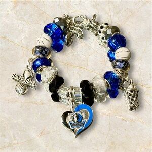 Dallas Mavericks Beaded Charm Bracelet NBA